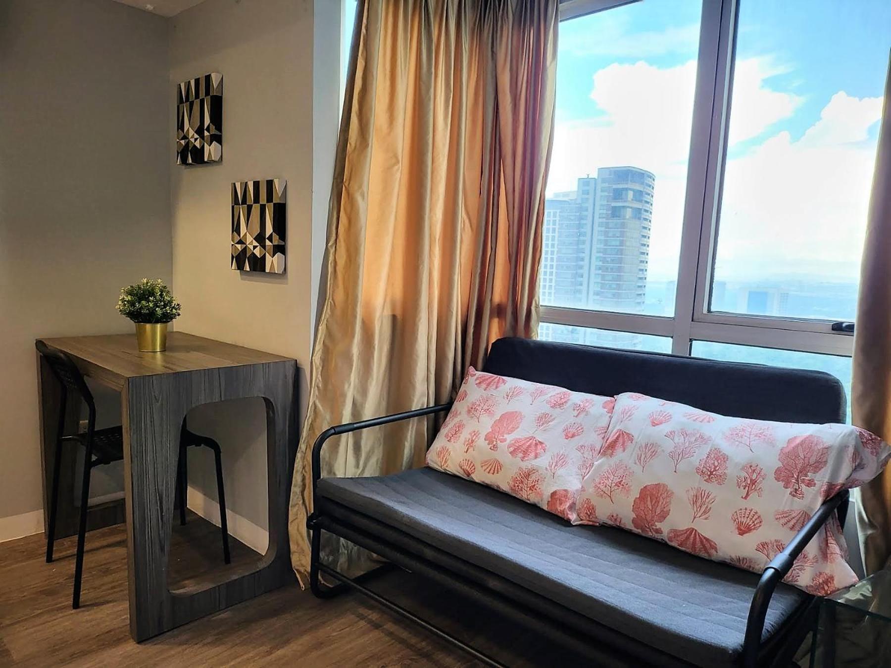 Muggle Stay Guest House - Bonifacio Global City Taguig Manila Exterior photo