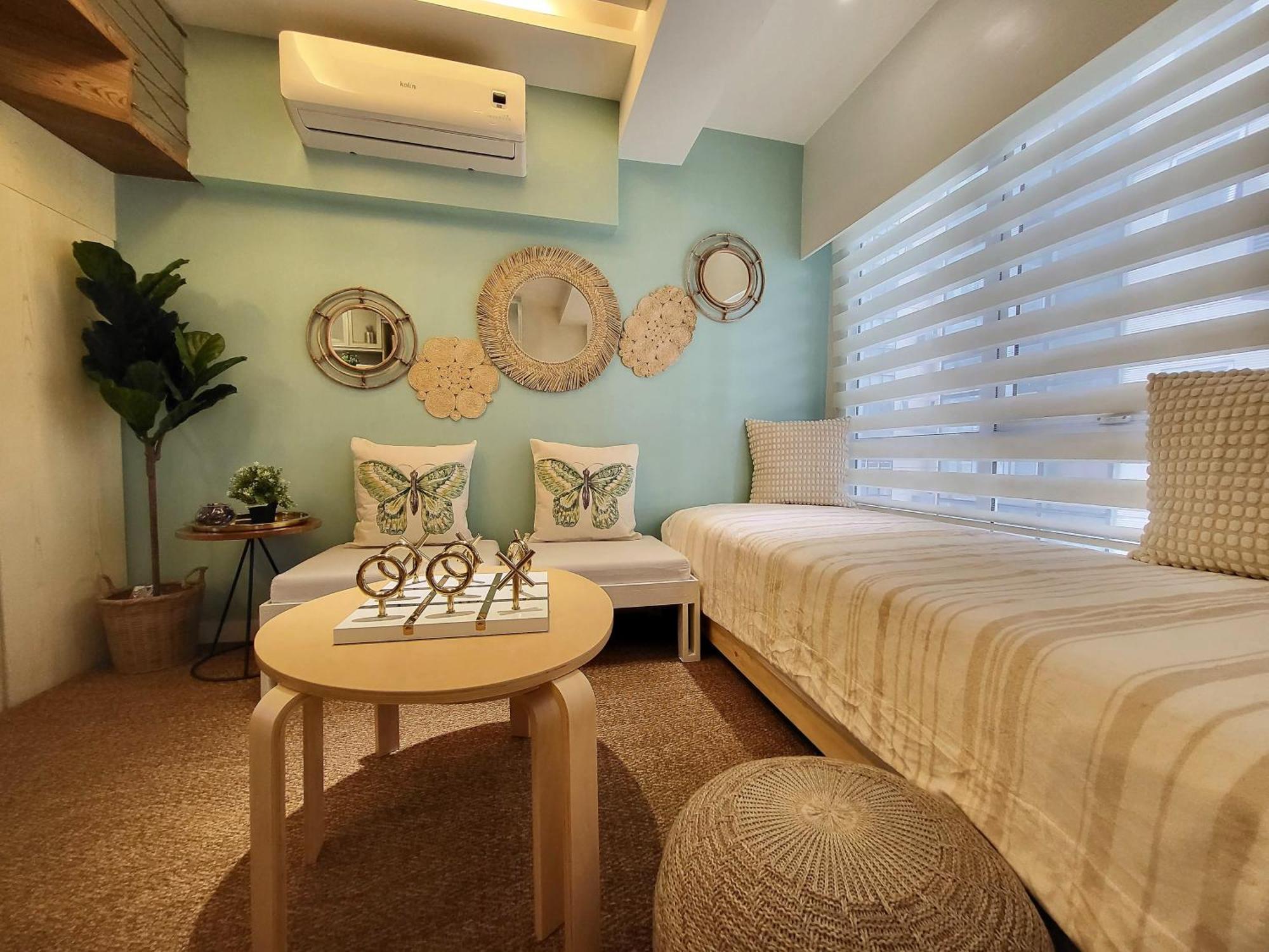 Muggle Stay Guest House - Bonifacio Global City Taguig Manila Exterior photo